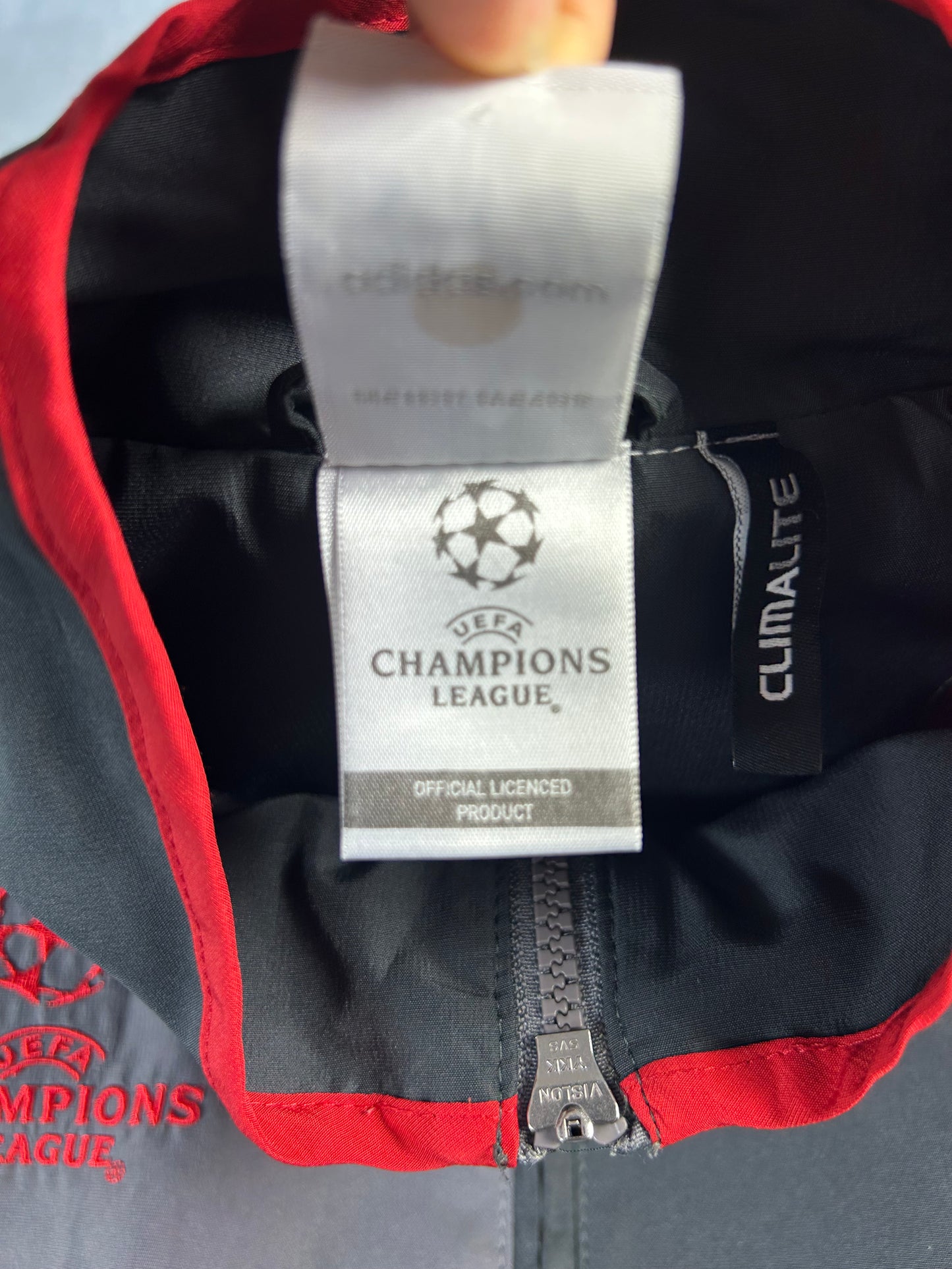 Retro AC Mailand Tracksuit 2011-2012 Champions League Edition (Size XL)