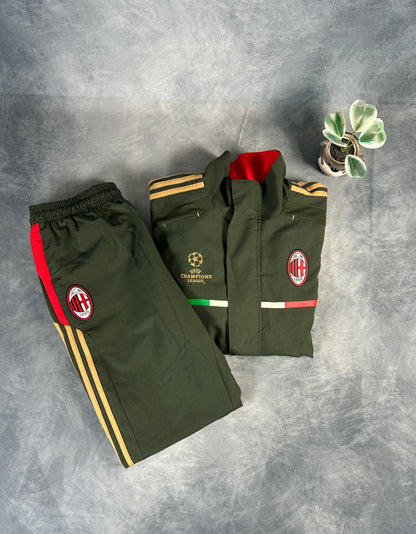 Retro AC Mailand Tracksuit Champions League Edition 2011-2012 (Size M)