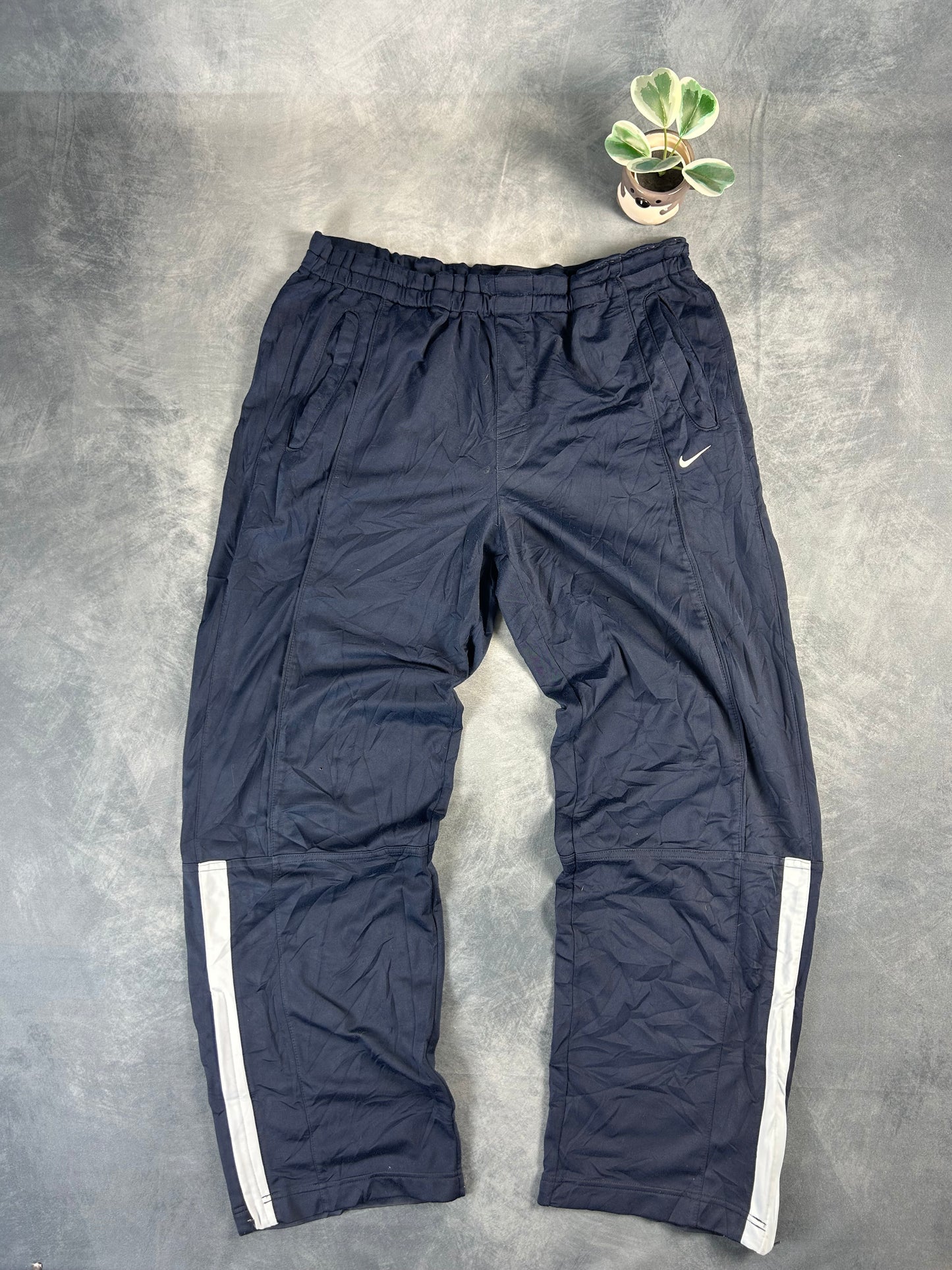 Vintage Nike Jogger (Size XL)