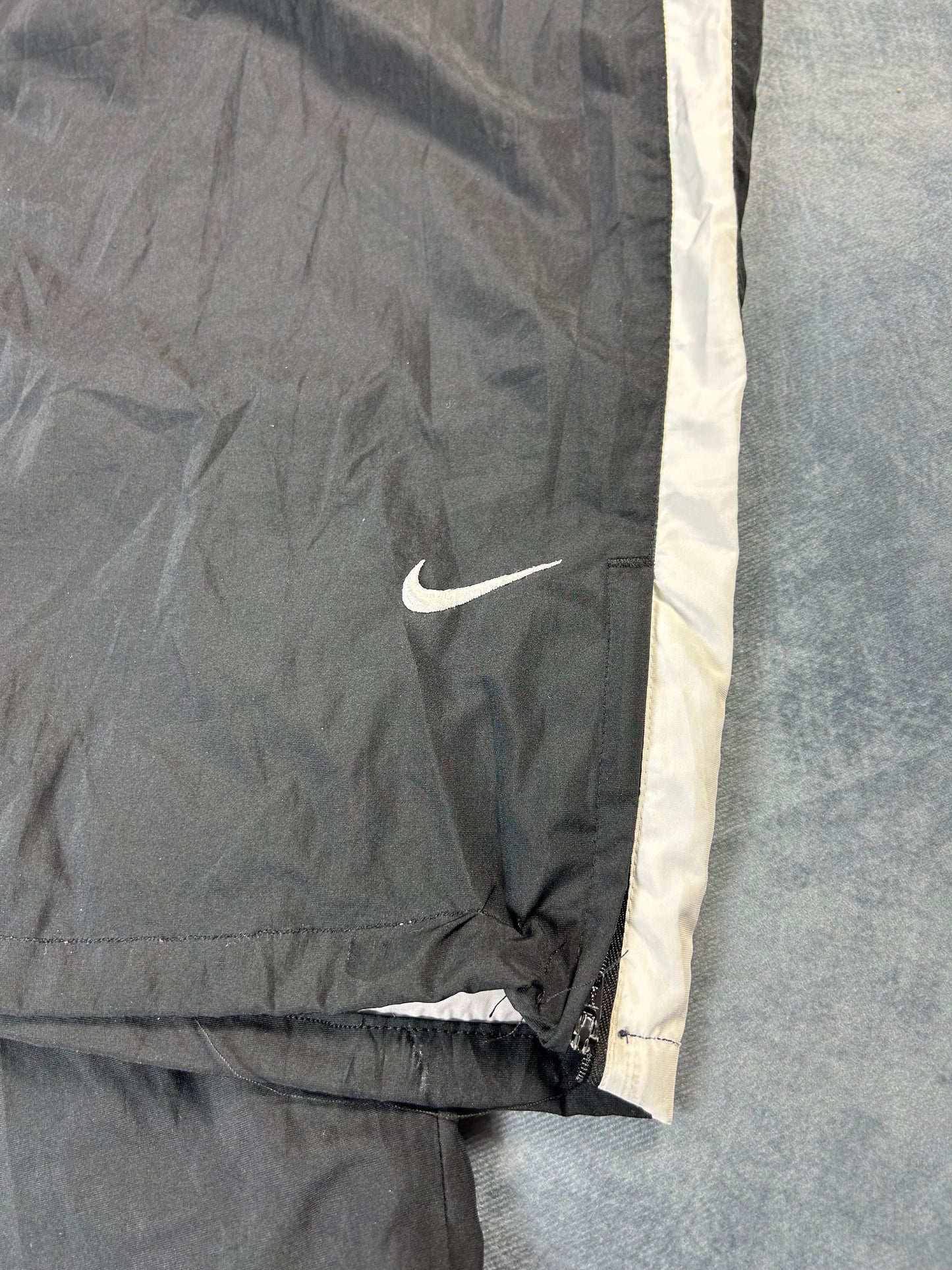 Vintage Nike Trackpants (Size XL)