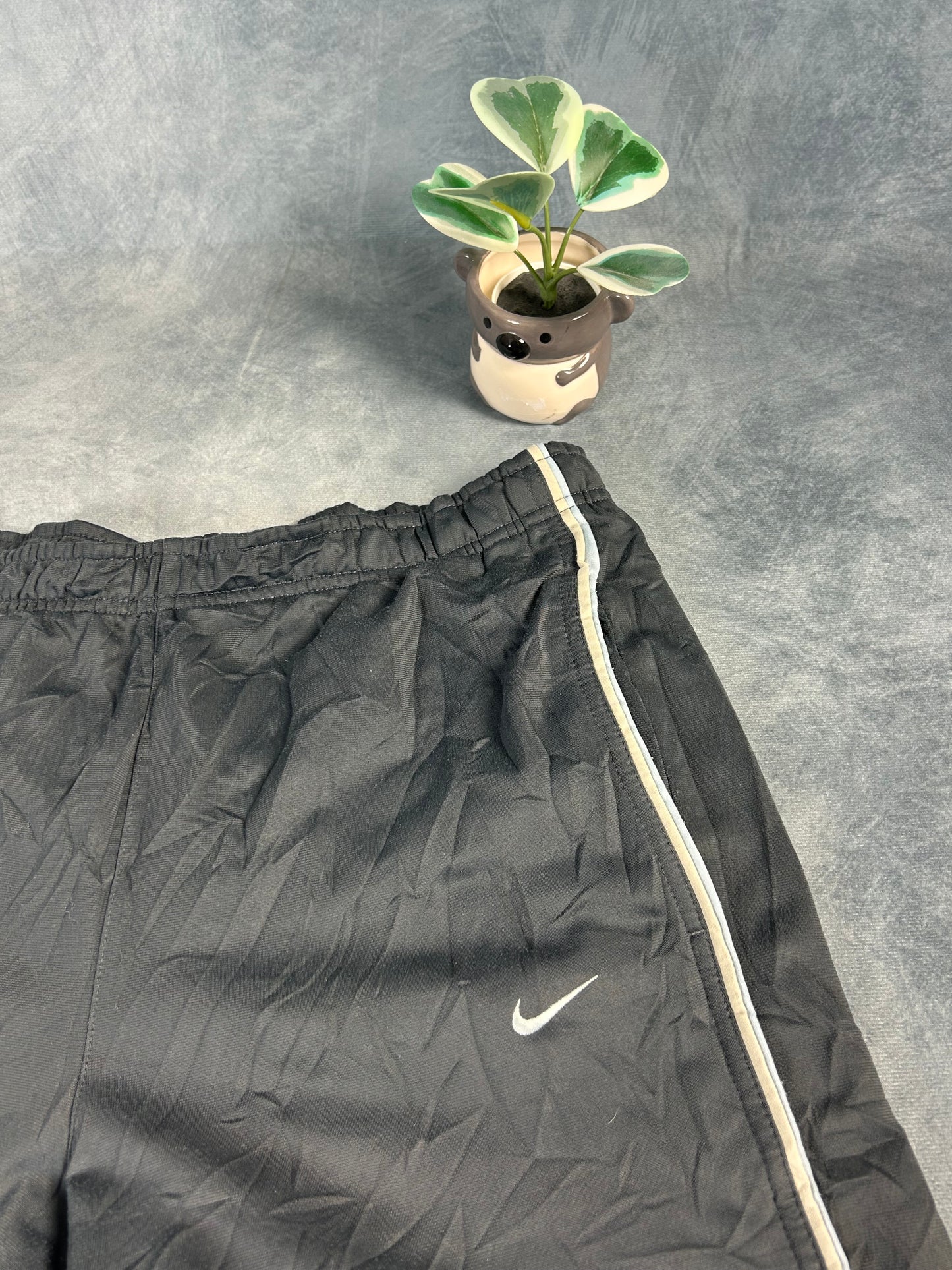 Vintage Nike Jogger (Size L-XL)