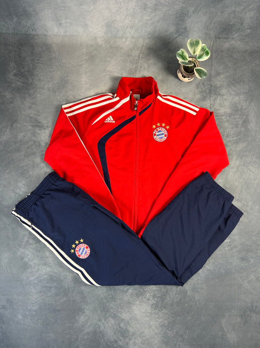 Retro Bayern München Tracksuit 2009-2011 (Size S)