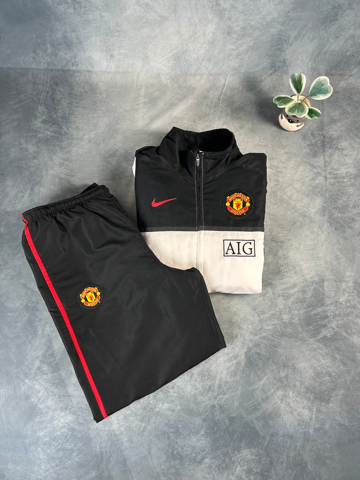 Retro Manchester United Tracksuit 2009-2010 (XL)