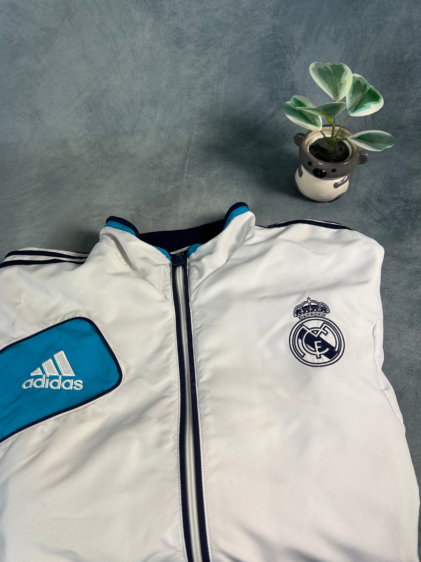 Retro Real Madrid Trackjacket 2012 (Size L-XL)