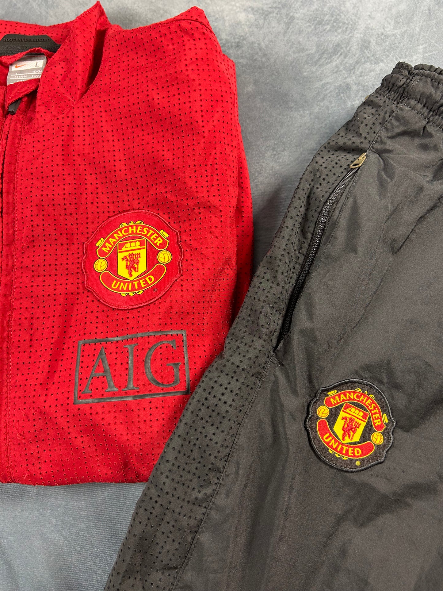 Retro Manchester United Tracksuit 2007-2009 (L)